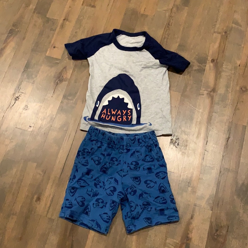 Carter’s “Always Hungry “ short sleeves PJs